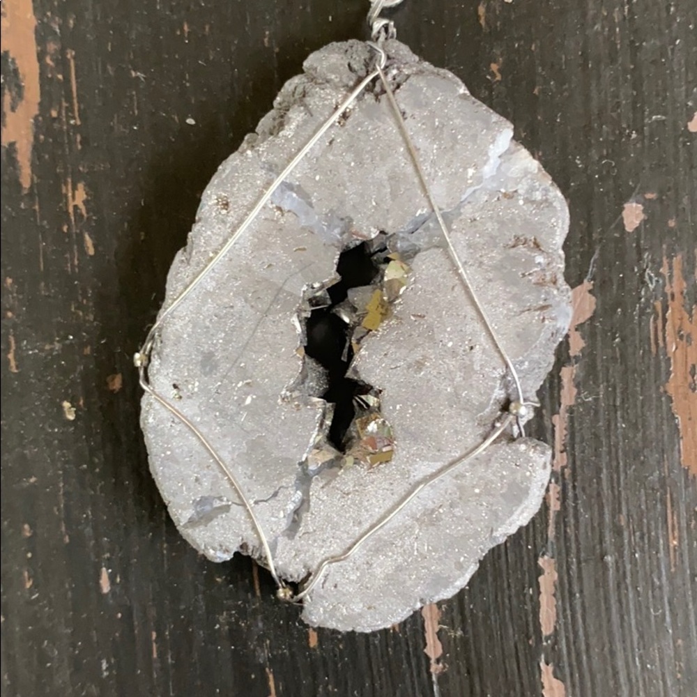 Silver Stone Necklace - Picture 2 of 3